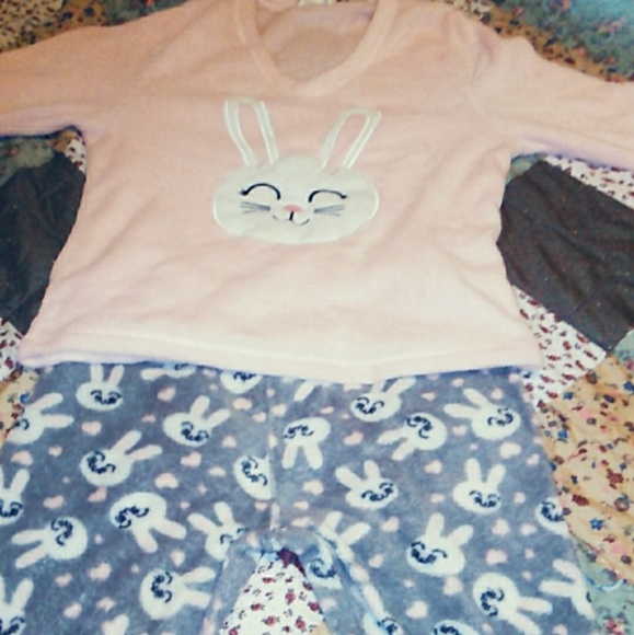 Matching Pajama Set - Picture 1 of 3